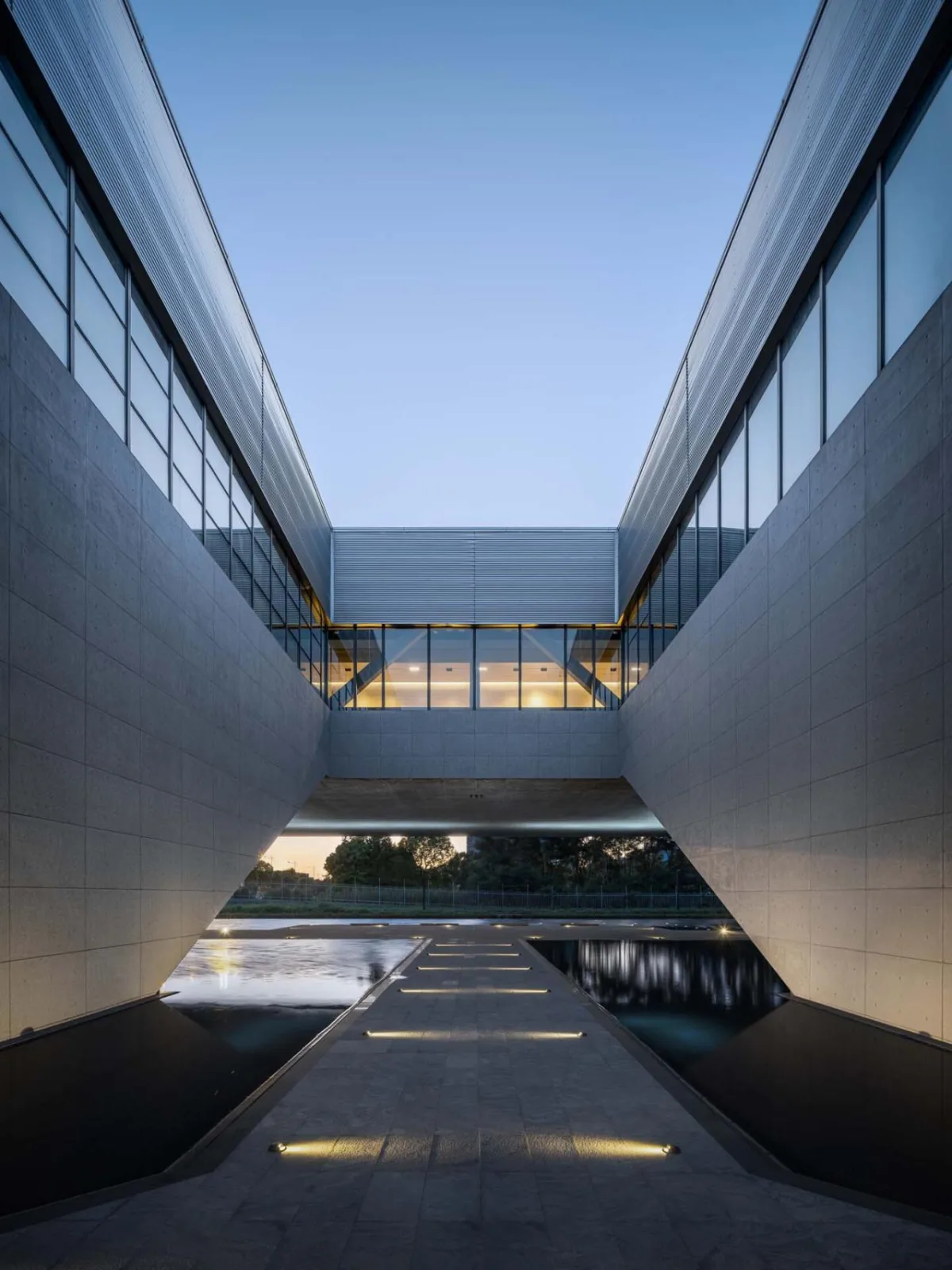 BIM Architecture | Daosheng Tianhe Shanghai Lingang Headquarters Park/Duze Design
