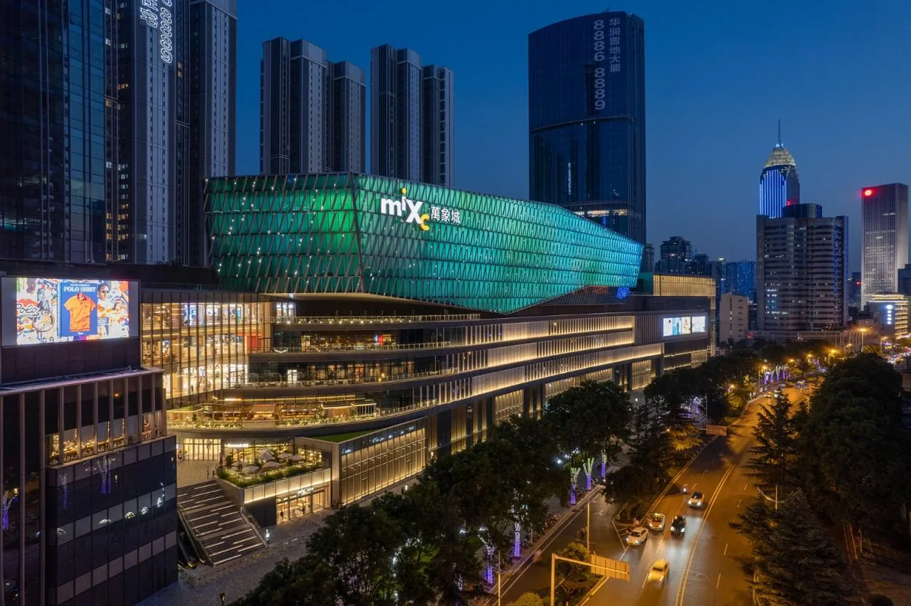 BIM Architecture | Wuhan MixC: "Crown of Crystals", "MixC of Light"/GD Grand View International