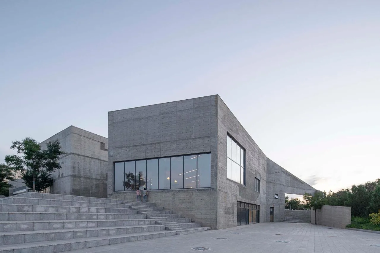 BIM Architecture | Youlan Middle School Graphic Art Comprehensive Building/WAU Architecture Firm