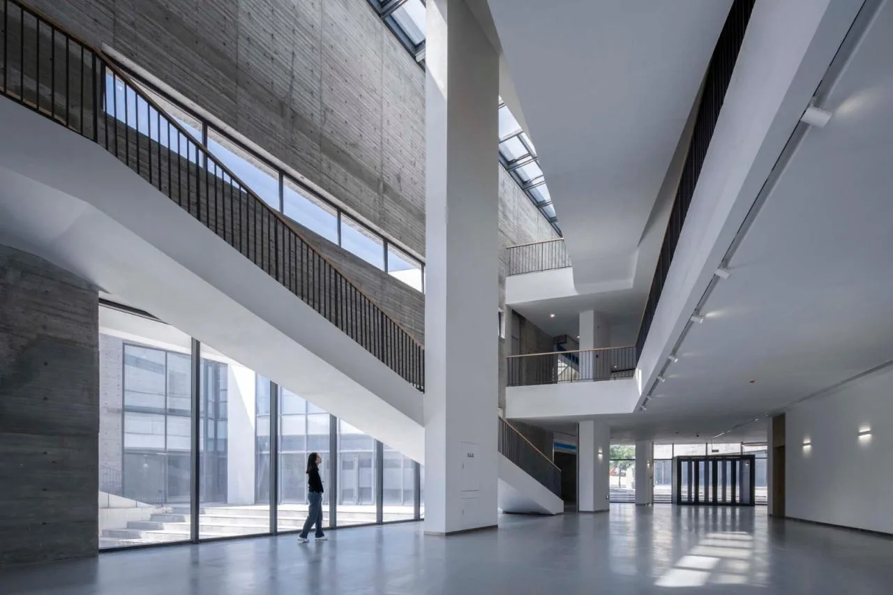 BIM Architecture | Youlan Middle School Graphic Art Comprehensive Building/WAU Architecture Firm