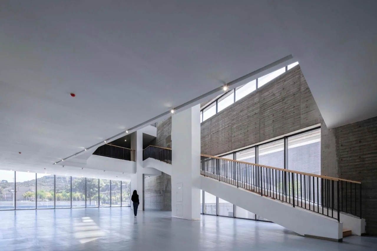 BIM Architecture | Youlan Middle School Graphic Art Comprehensive Building/WAU Architecture Firm