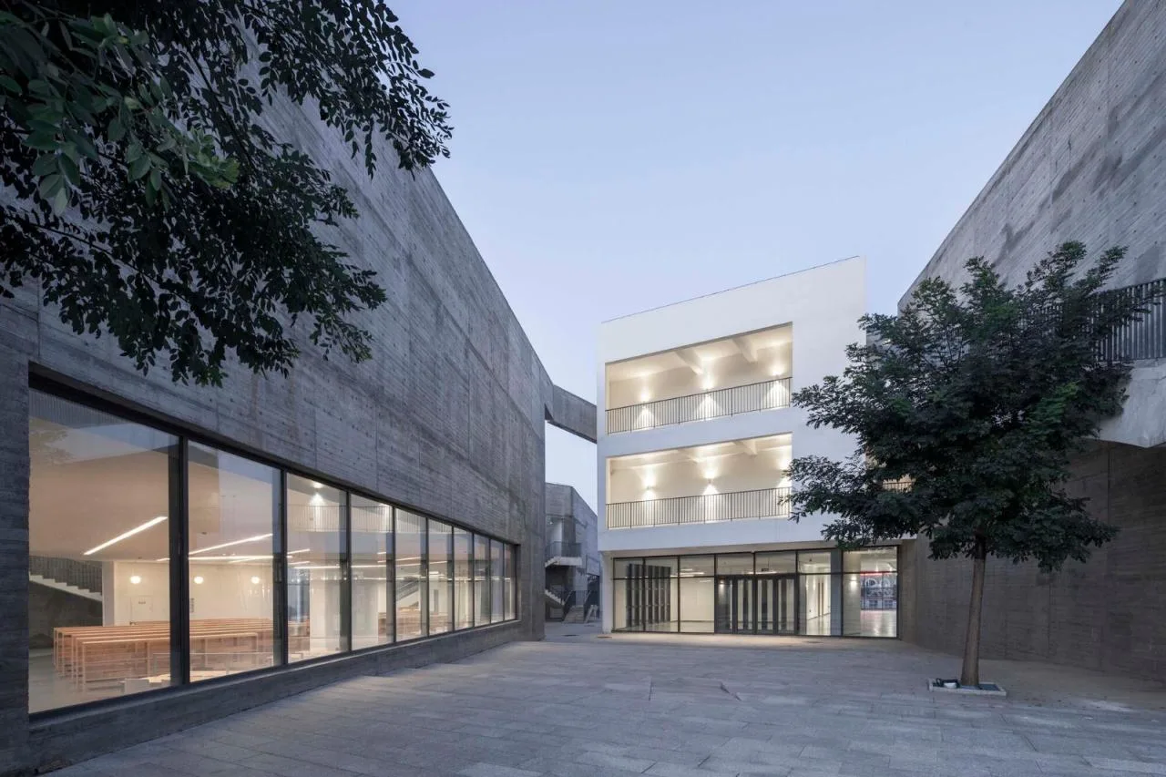 BIM Architecture | Youlan Middle School Graphic Art Comprehensive Building/WAU Architecture Firm