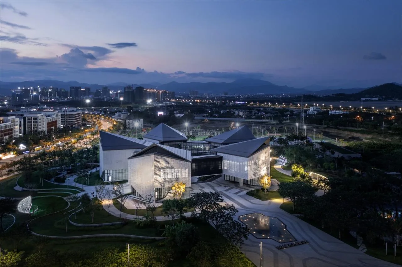 BIM Architecture | Sanya Yazhou Bay Science and Technology City Industry Promotion Center/Gensler