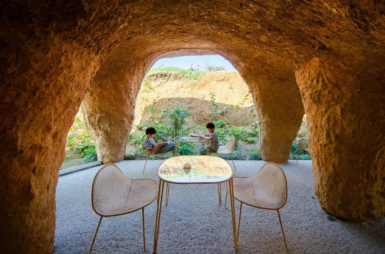 BIM Architecture | Maison Owl for Residential and Restaurant/Shunya Ishigami Architectural Firm