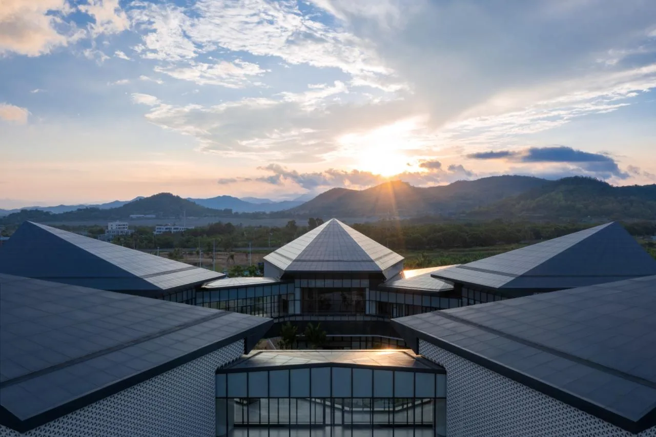 BIM Architecture | Sanya Yazhou Bay Science and Technology City Industry Promotion Center/Gensler