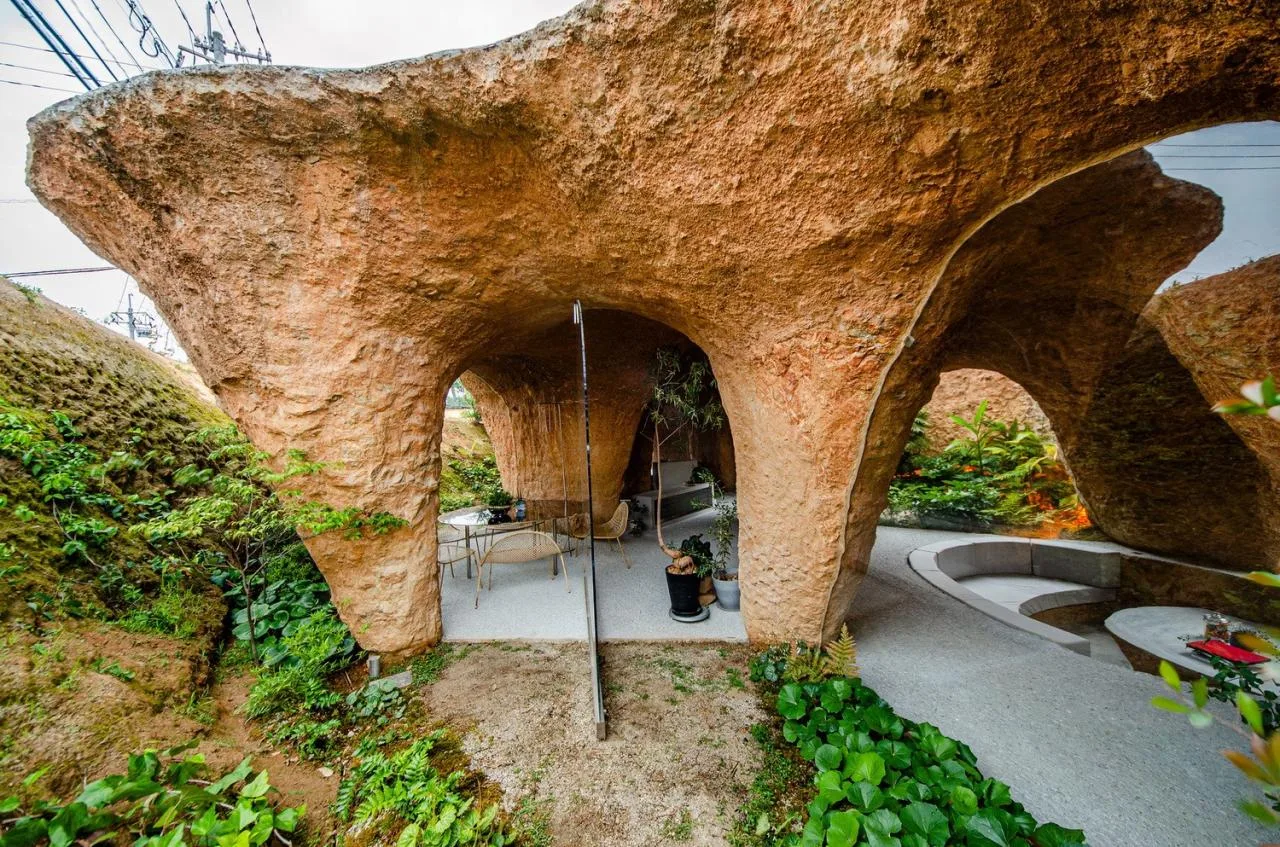 BIM Architecture | Maison Owl for Residential and Restaurant/Shunya Ishigami Architectural Firm