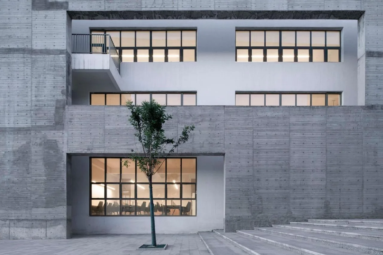 BIM Architecture | Youlan Middle School Graphic Art Comprehensive Building/WAU Architecture Firm