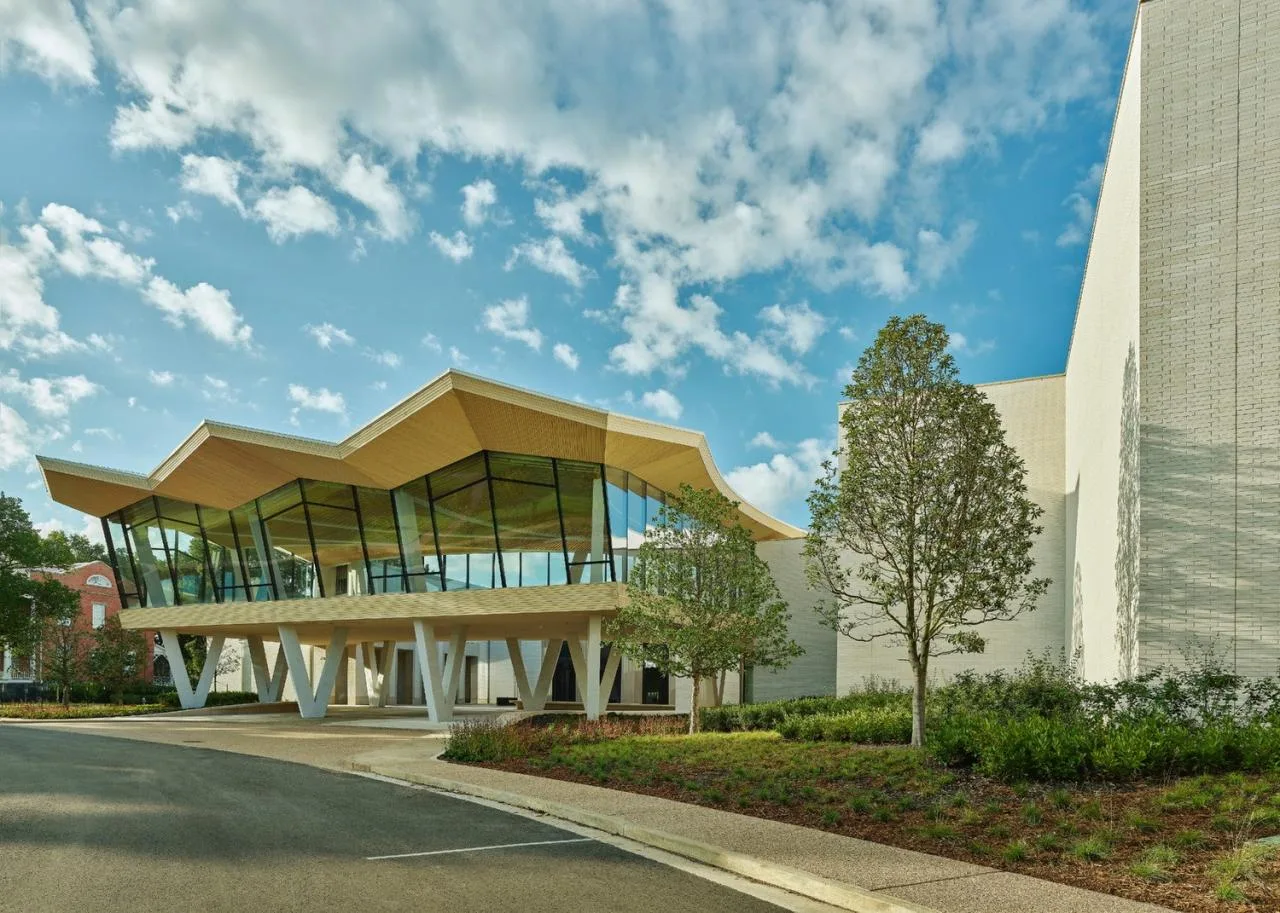 BIM Architecture | Folded Roofs, Arkansas Museum of Art to Open Soon/Studio Gang