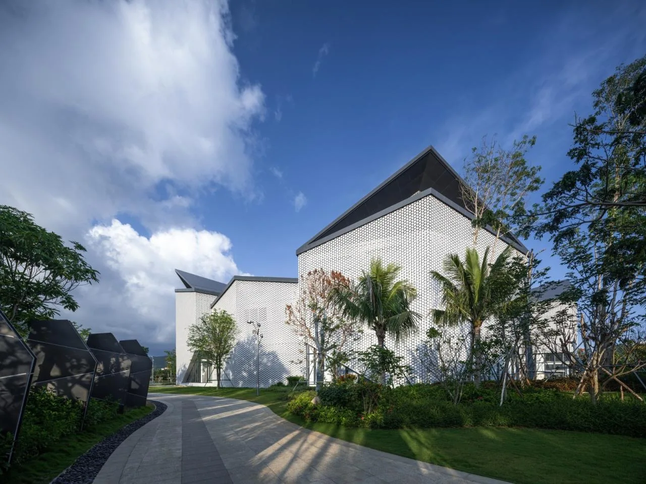 BIM Architecture | Sanya Yazhou Bay Science and Technology City Industry Promotion Center/Gensler