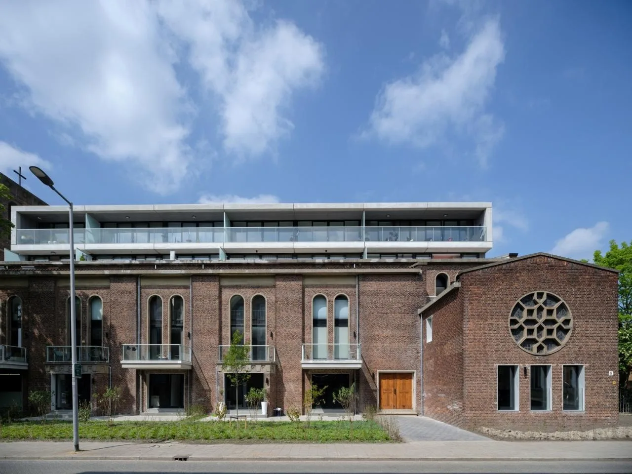 BIM Architecture | Renewal and Renovation from Churches to Apartments/HOYT Architecten