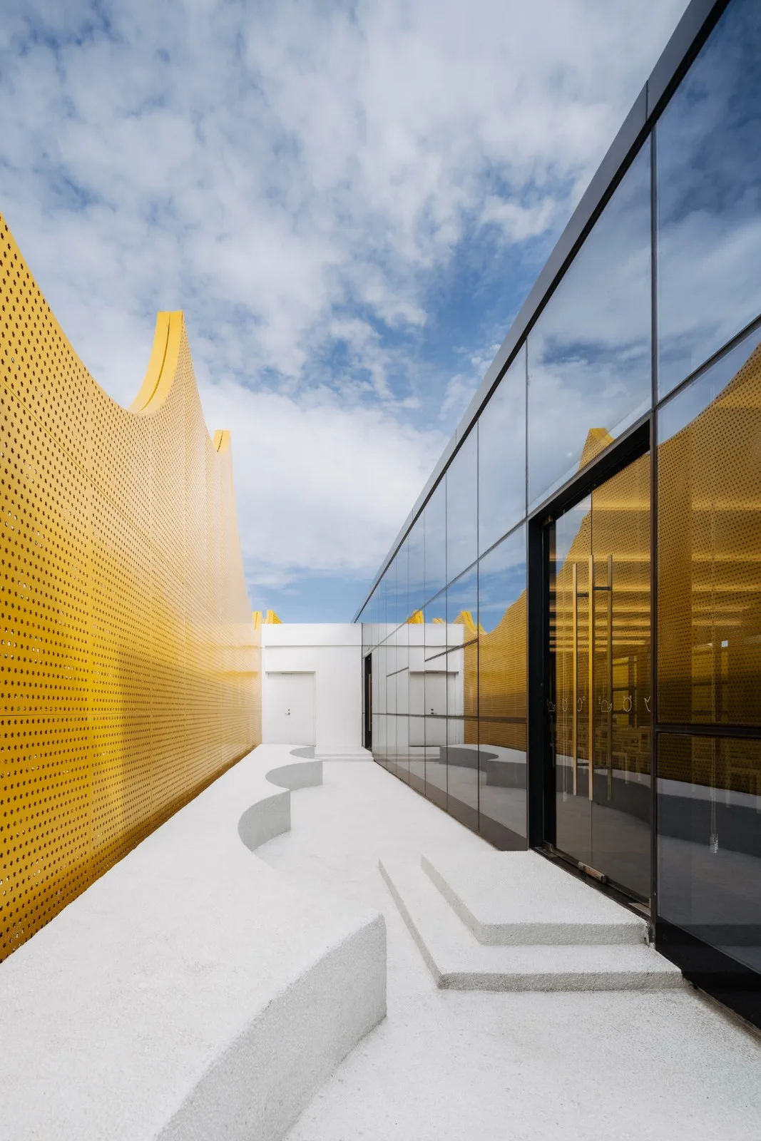 BIM Architecture | Everything in the Room: As a Fairy Tale, Duoyun Academy Miro Store/Wutopia Lab
