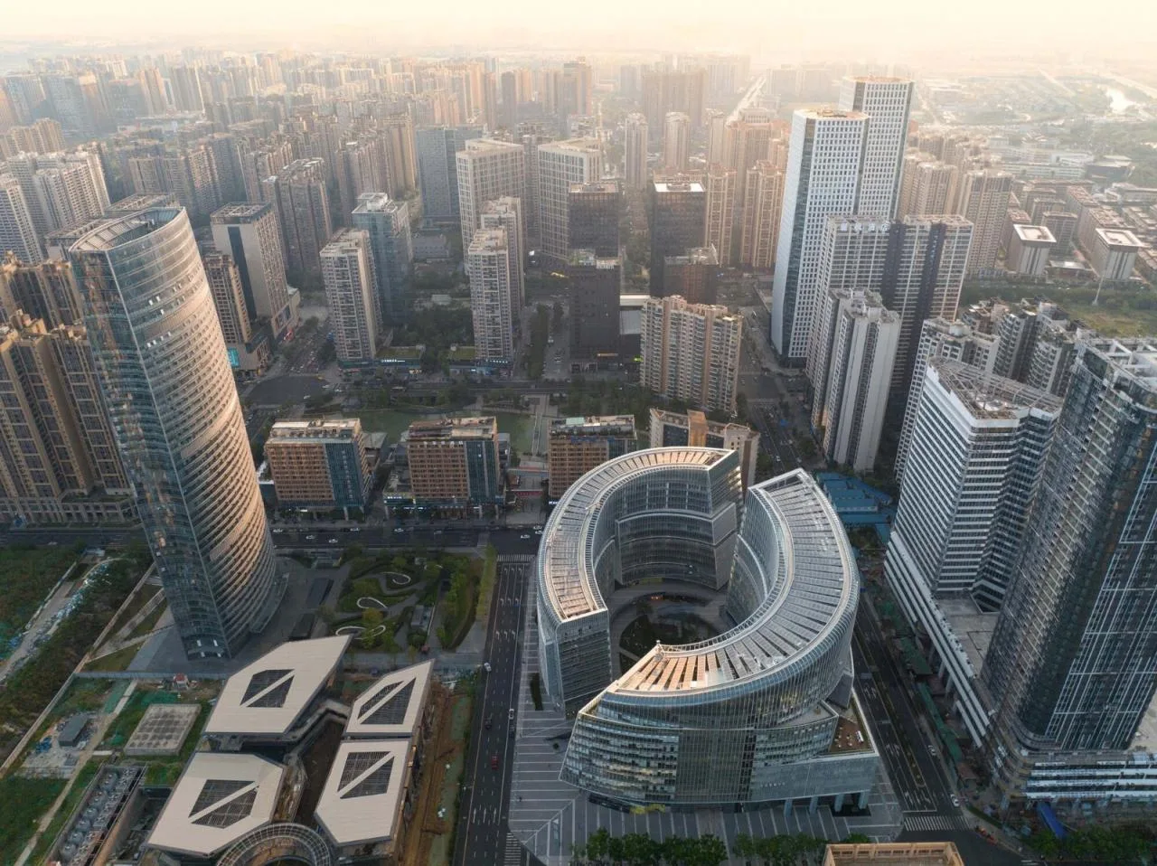 BIM Architecture | Chengdu High tech Innovation and Cooperation Center/LLA