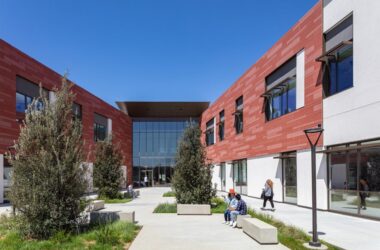 BIM Architecture: Ma'an College Advanced Technology and Applied Science Teaching Facility by HED-BIM WORLD