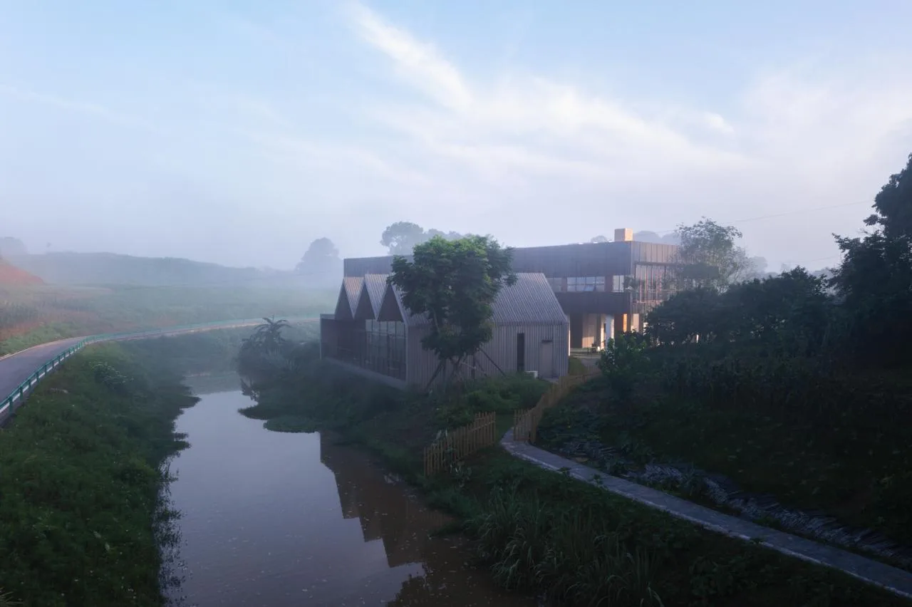 BIM Architecture | A Country Club that Unleashes Nature: JOYBO FARM/Wujian Architectural Design Firm on Jiang Xiaobai's One Acre Three Part Land