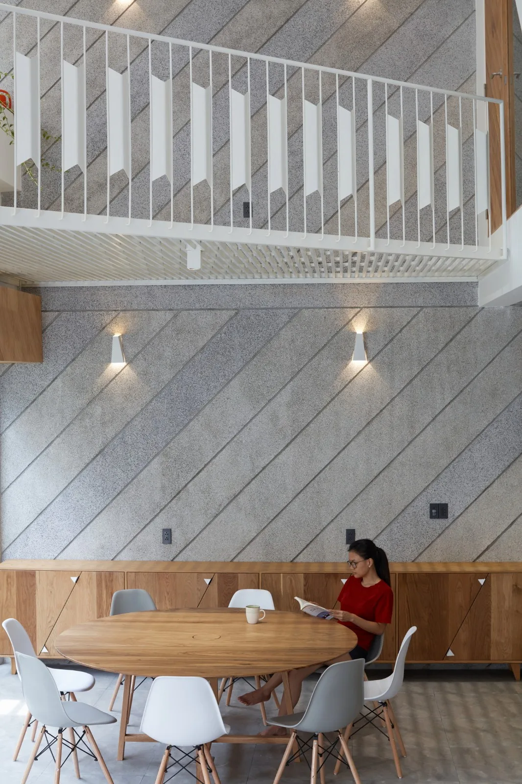 BIM Architecture | Triangle Home/Khuon Studio