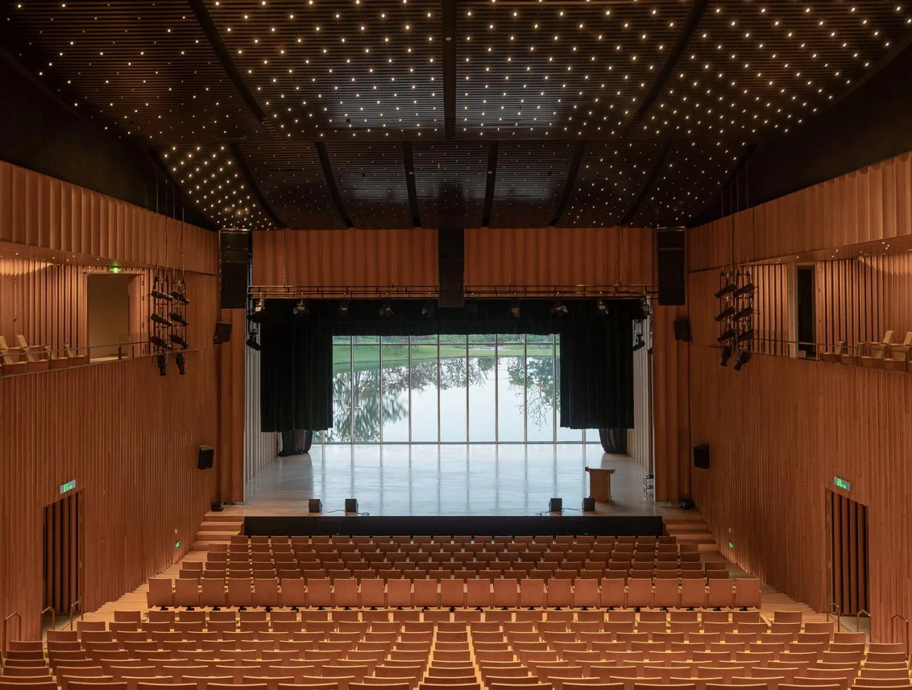 BIM Architecture | Yada Theater: Forest and Stage/Goa Elephant Design