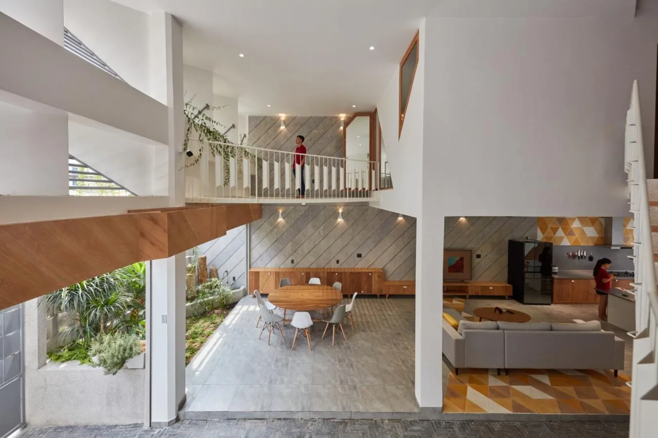 BIM Architecture | Triangle Home/Khuon Studio