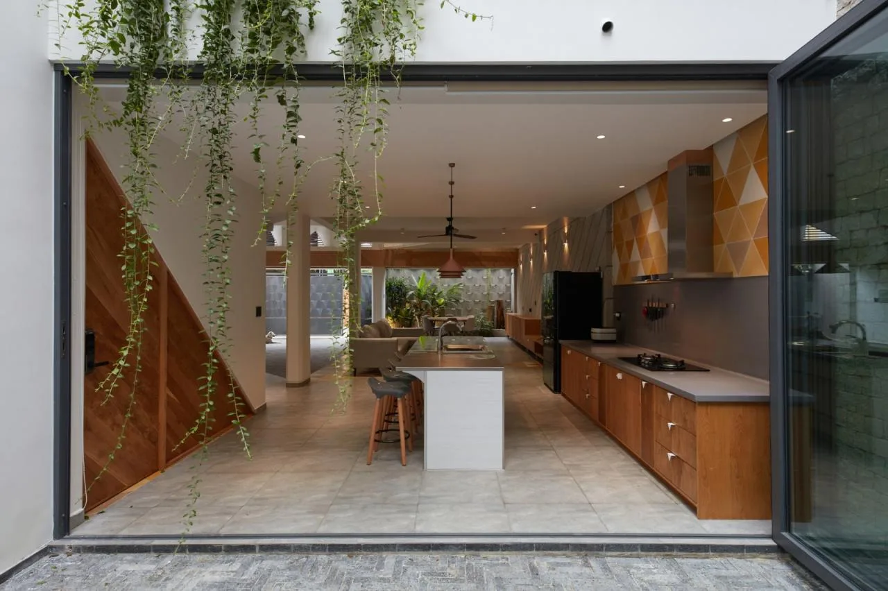 BIM Architecture | Triangle Home/Khuon Studio