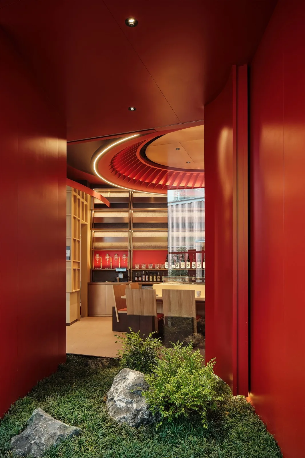 BIM Architecture | Red Wine Market on the Street Corner: Niaoyan Burn/TRIOSTUDIO Sanlishe
