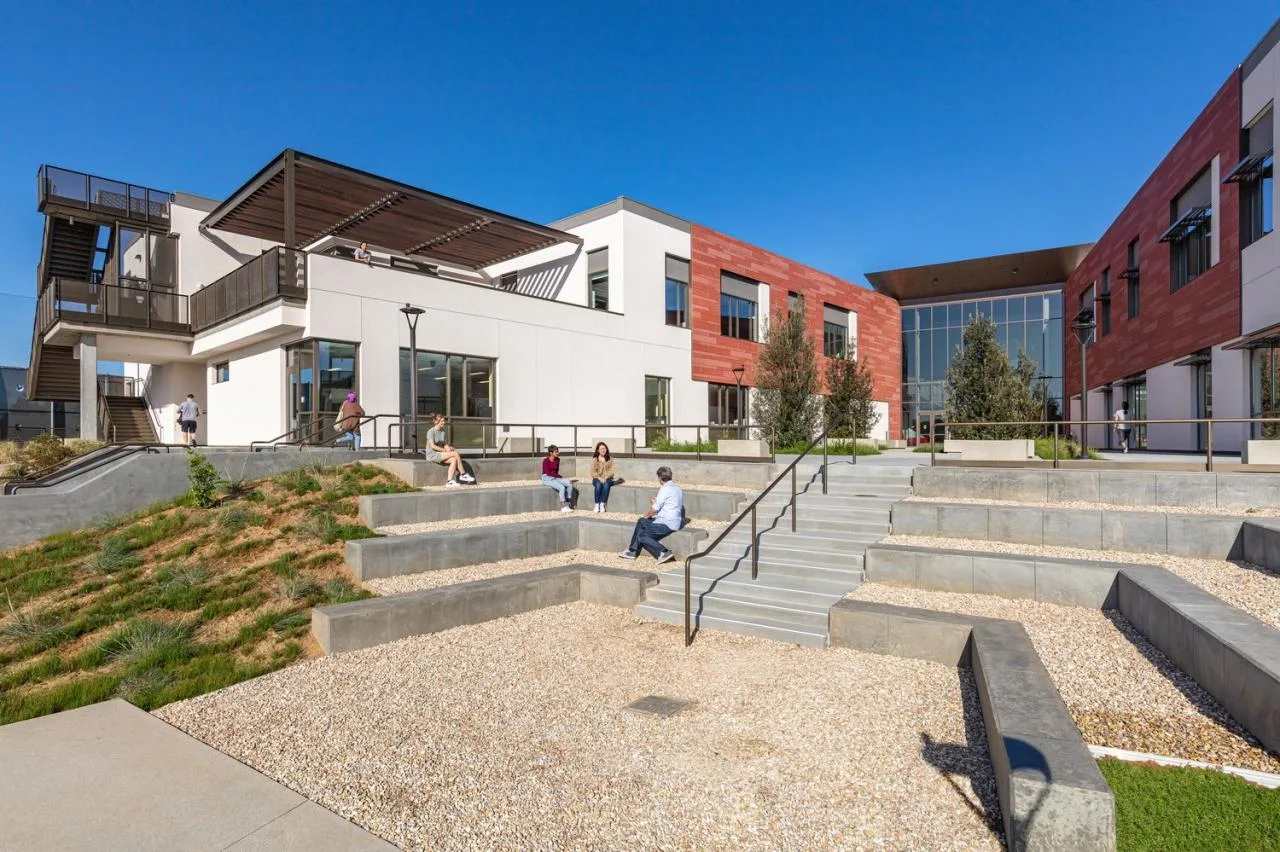BIM Architecture | Ma'an College Advanced Technology and Applied Science Teaching Building/HED