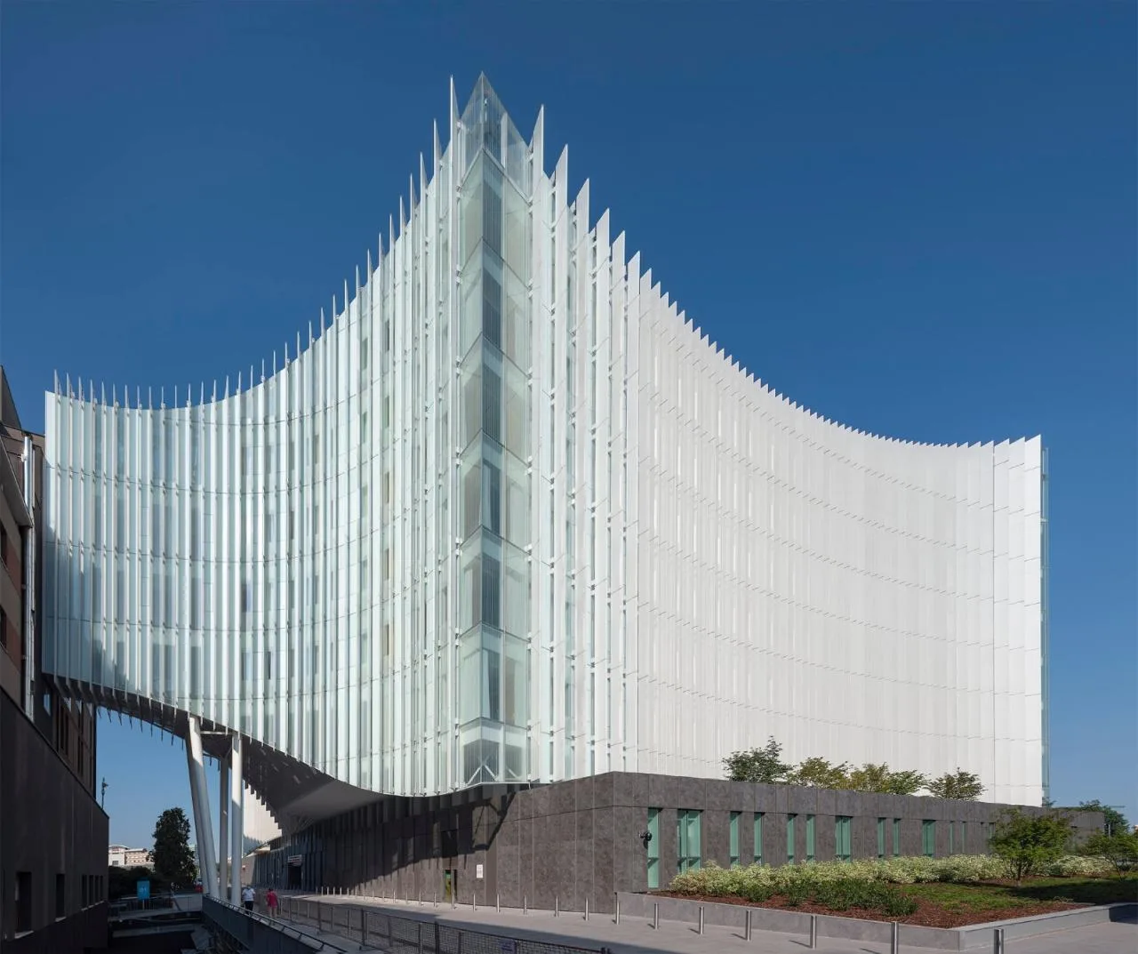 BIM architecture | Hospital that can absorb haze: New Surgery and Emergency Center of Milan San Rafael Hospital/MCA Architecture Firm