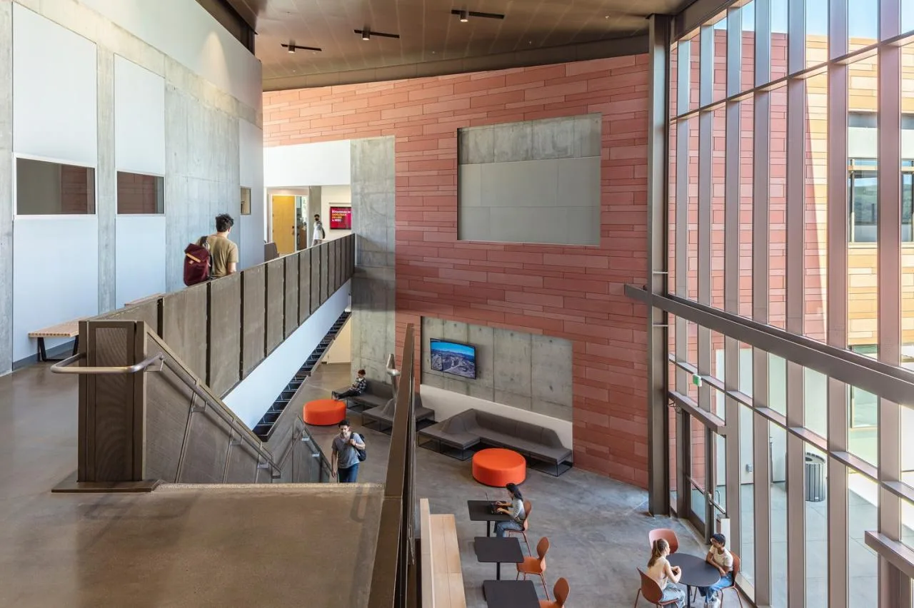 BIM Architecture | Ma'an College Advanced Technology and Applied Science Teaching Building/HED