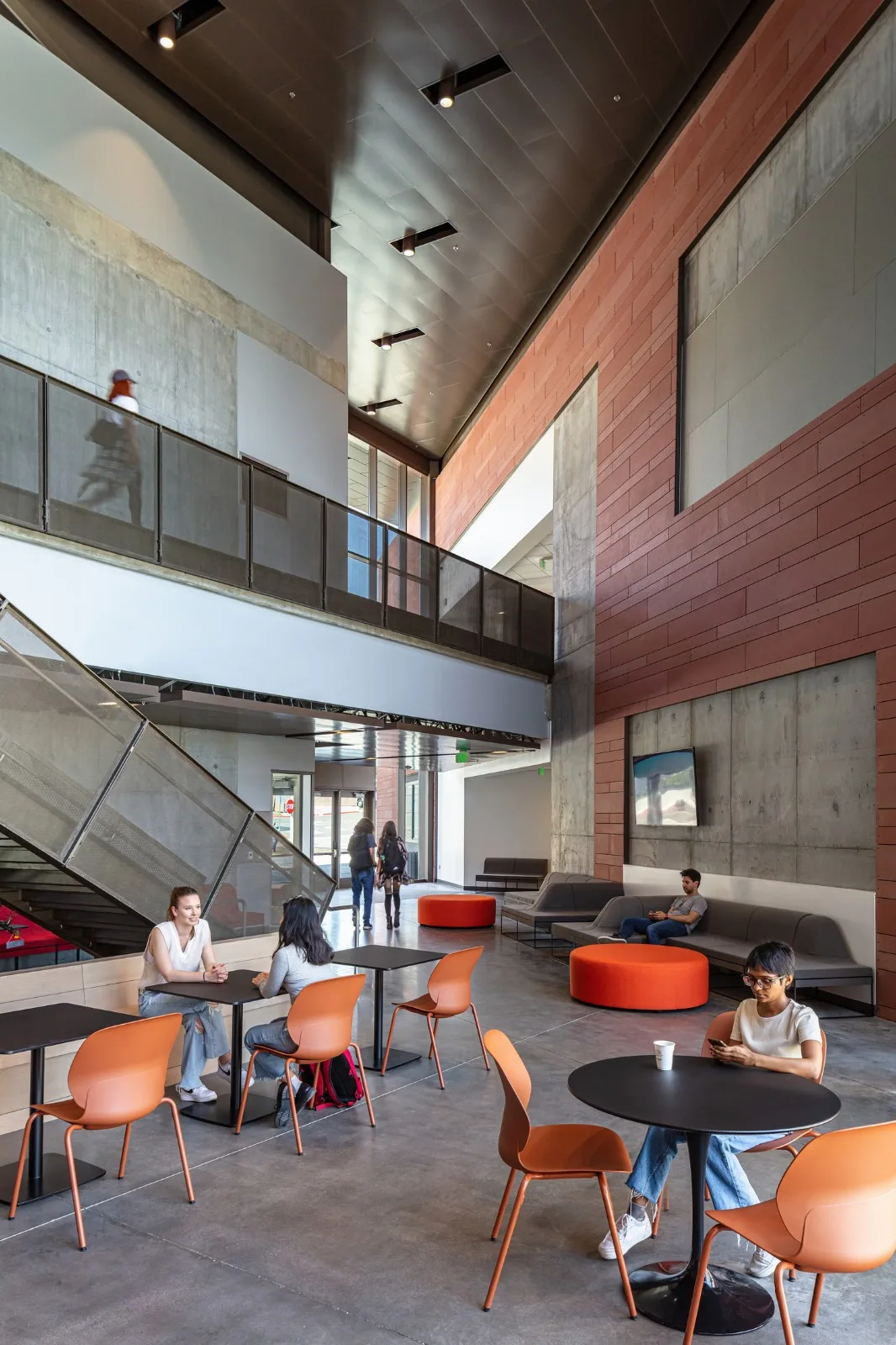 BIM Architecture | Ma'an College Advanced Technology and Applied Science Teaching Building/HED