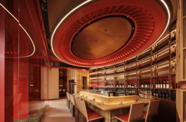 BIM Architecture: Red Wine Market at the Street Corner by Niaoyan Burn/TRIOSTUDIO Sanlishe-BIM WORLD