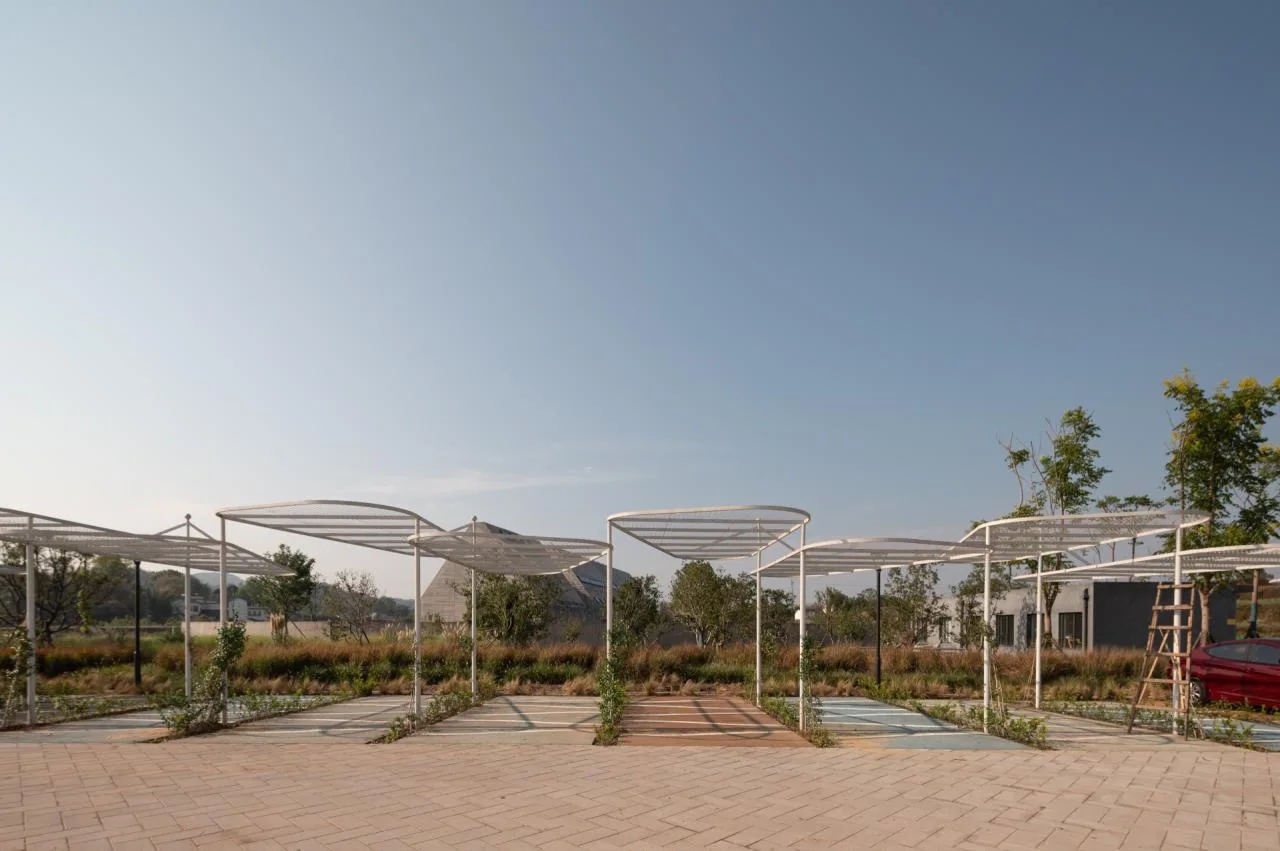 BIM Architecture | A Country Club that Unleashes Nature: JOYBO FARM/Wujian Architectural Design Firm on Jiang Xiaobai's One Acre Three Part Land