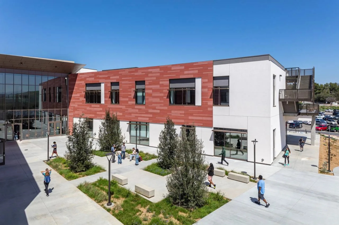 BIM Architecture | Ma'an College Advanced Technology and Applied Science Teaching Building/HED