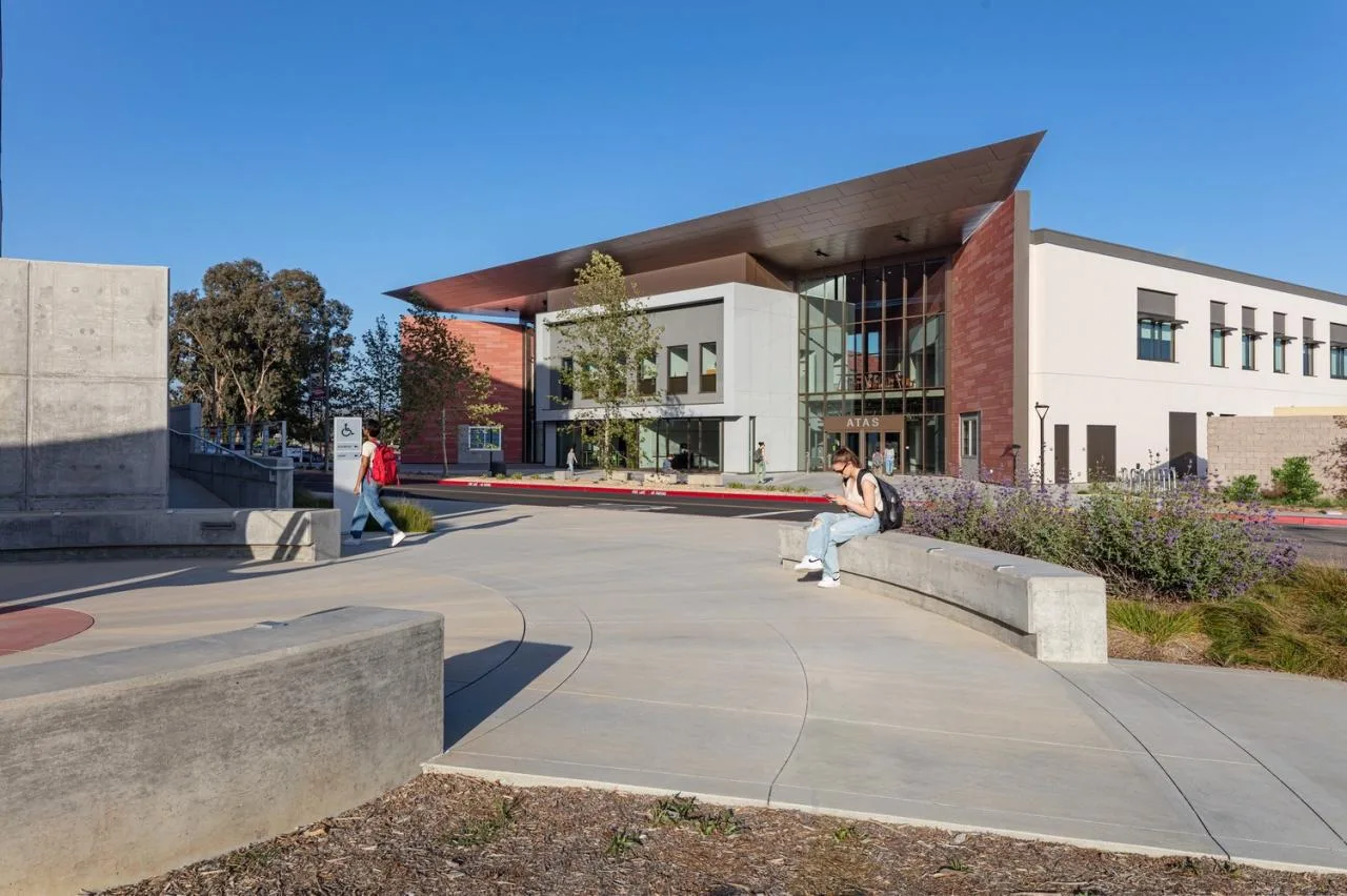 BIM Architecture | Ma'an College Advanced Technology and Applied Science Teaching Building/HED
