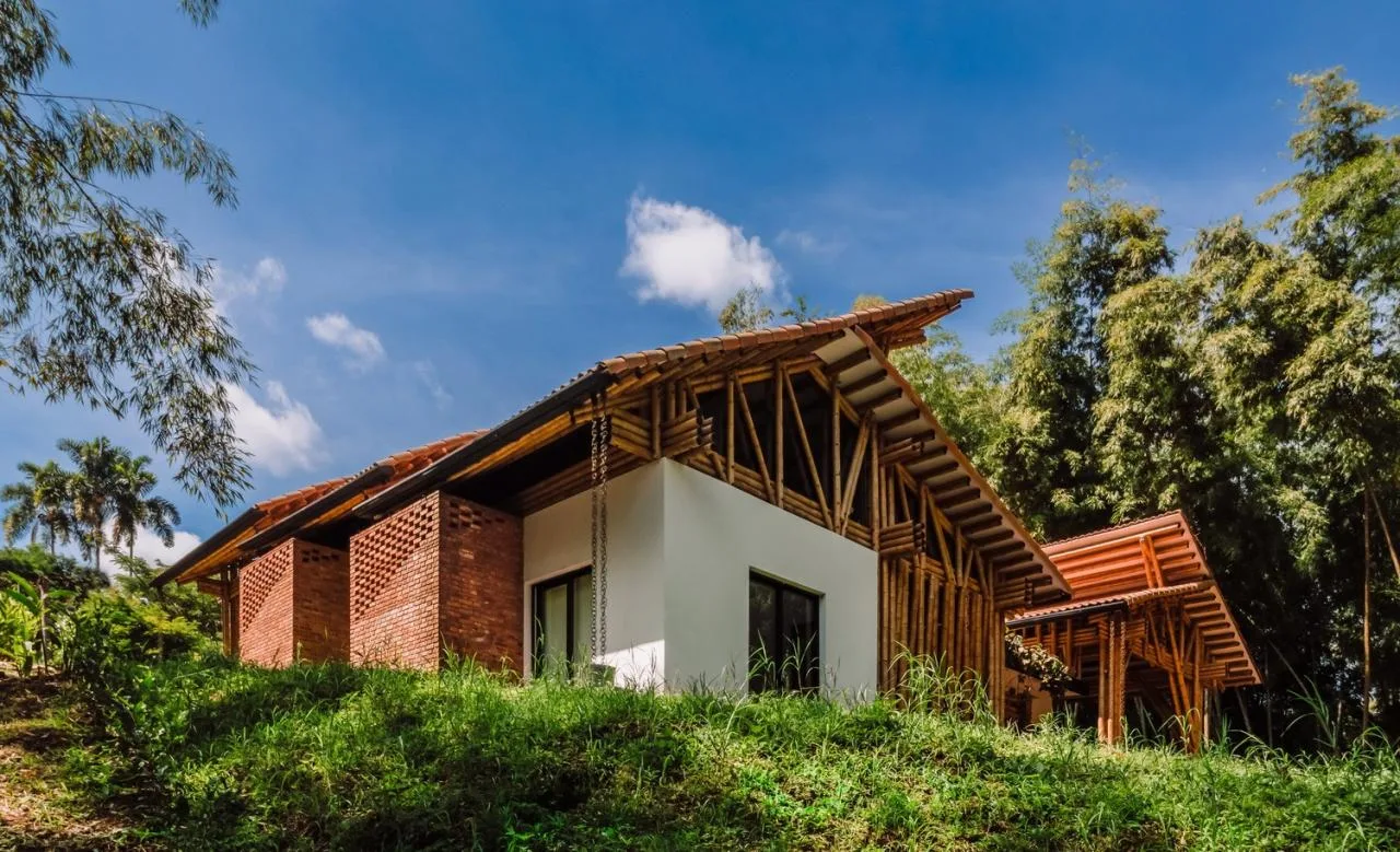BIM Architecture | Surrounding Bamboo Grove, Milguaduas Residential/Ritmo Arquitectos