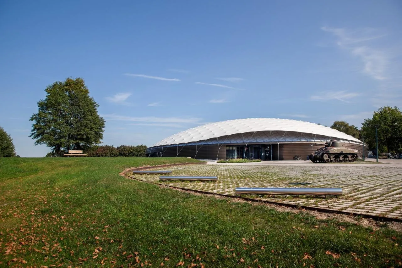BIM Architecture | Free Museum/ZJA Architecture Studio