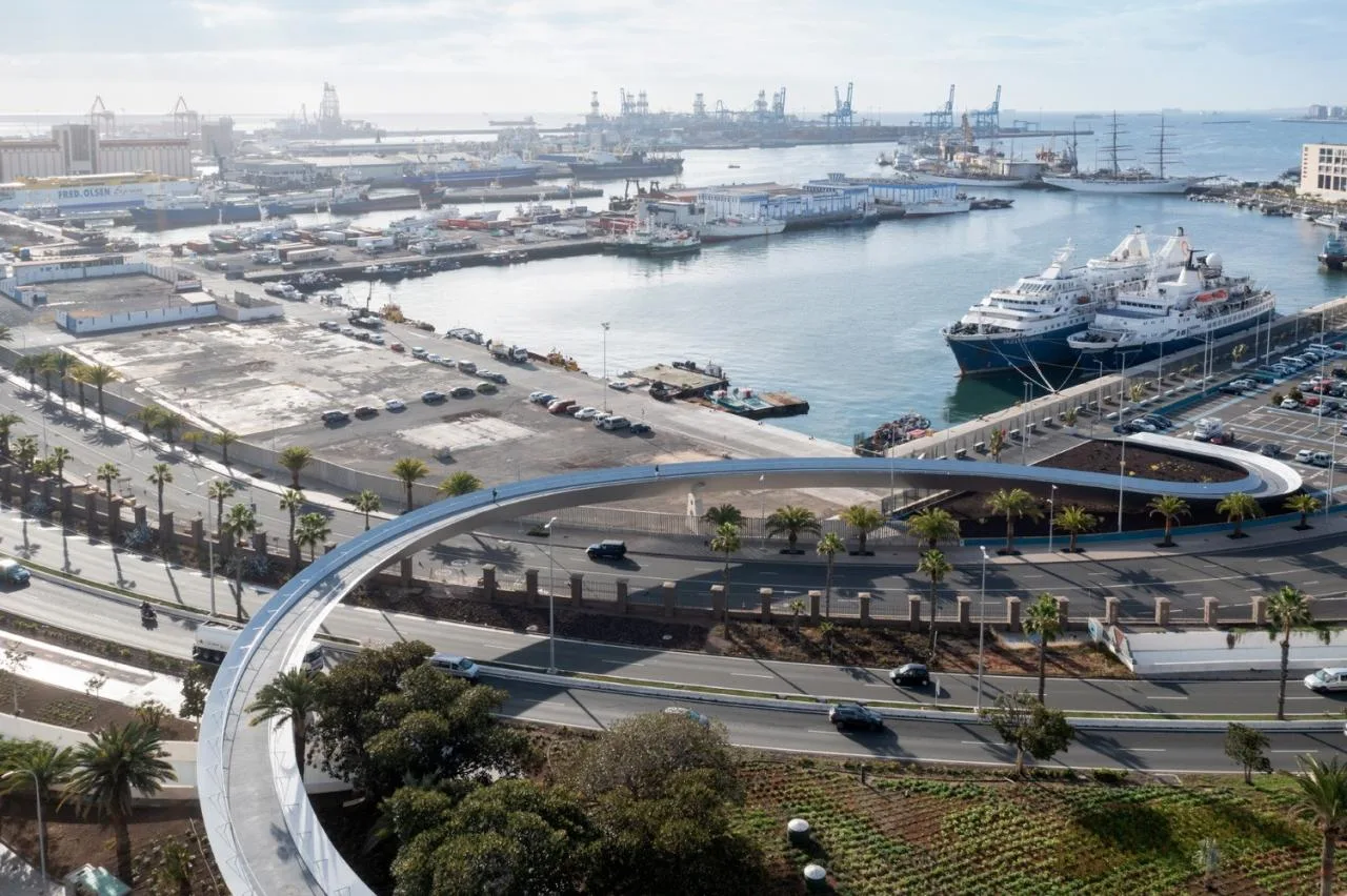 BIM Architecture | Floating Pedestrian Bridge, Onda Atl á ntica Bridge/Onda Arquitectura