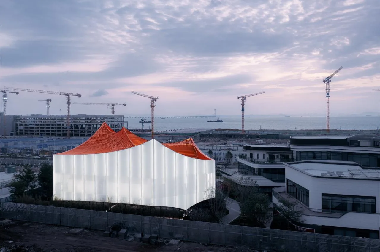 BIM Architecture | Flying Red Mountain/Wutopia Lab