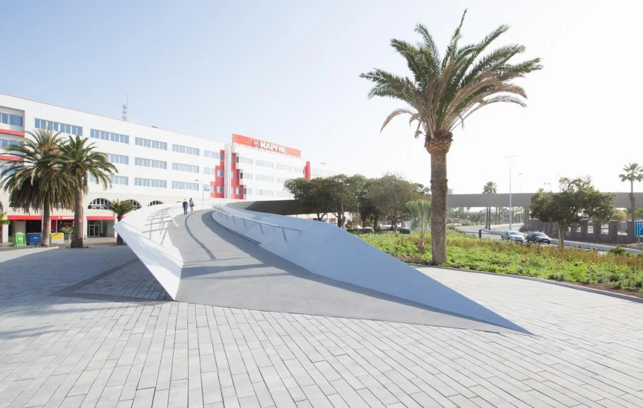 BIM Architecture | Floating Pedestrian Bridge, Onda Atl á ntica Bridge/Onda Arquitectura