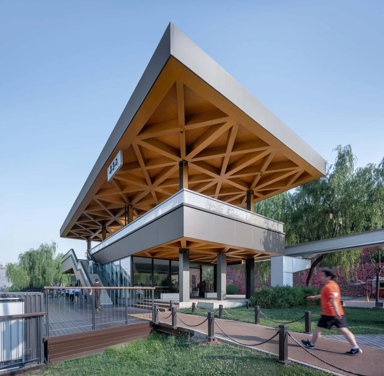 BIM Architecture | Qujiang Tourism Light Rail Station Renovation and Upgrading/Shanghai Bingren Architectural Firm