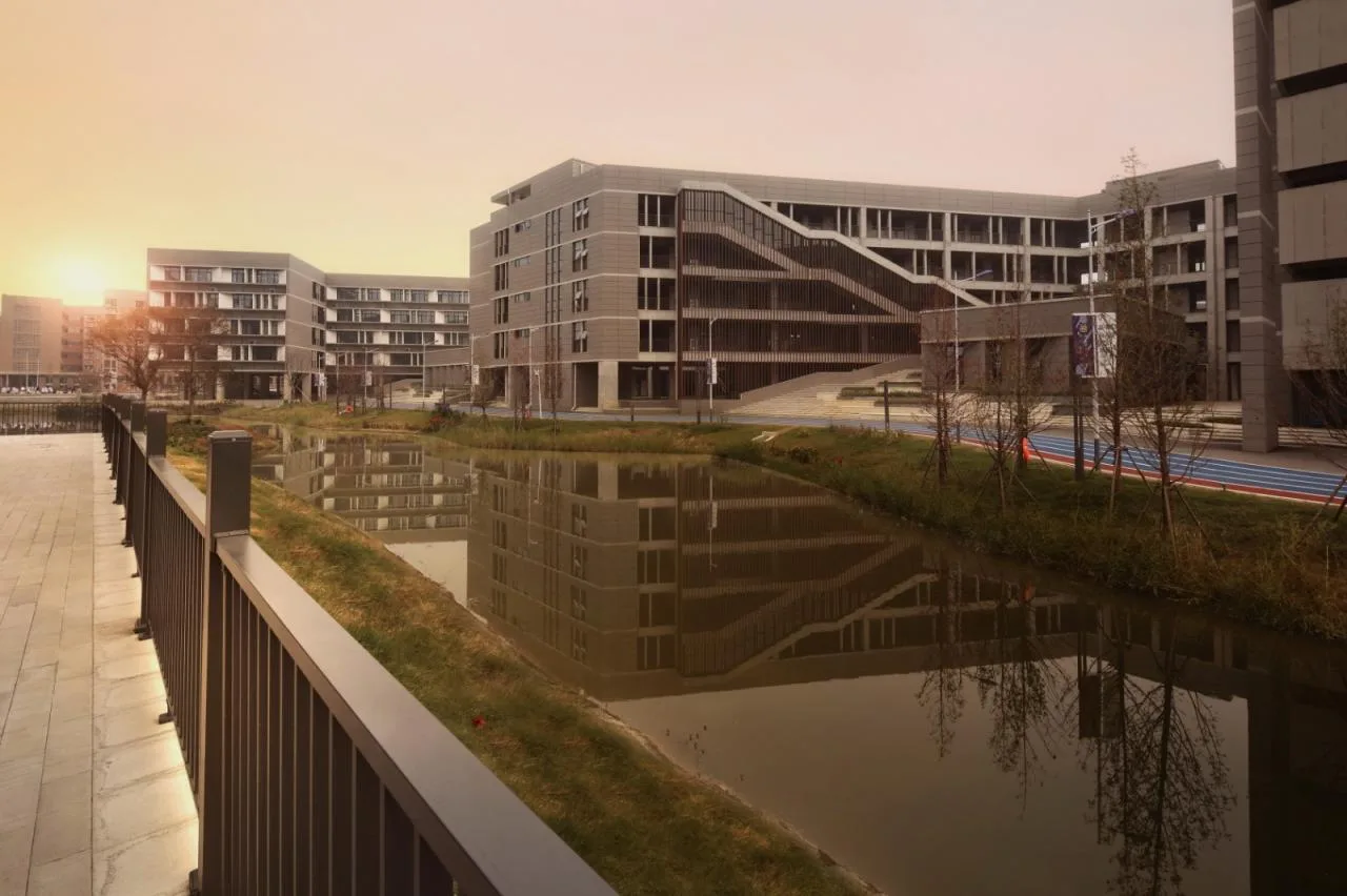 BIM Architecture | Xingshan Leshui Shuzihua: Changjiang Art Engineering Vocational College 3 # Teaching and Training Building/Hubei Jianyifeng Engineering Design Co., Ltd