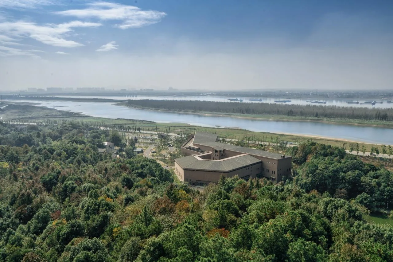 BIM Architecture | Overlaying Emotions, Building Architecture: Tongguan Kiln Site Museum/Luo Jin Studio