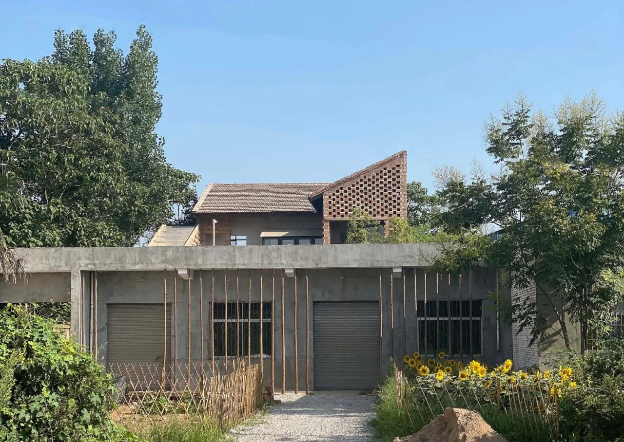 BIM Architecture | Weinan Bayi Village Glass Brick House/Xi'an University of Architecture and Technology Design and Research Institute