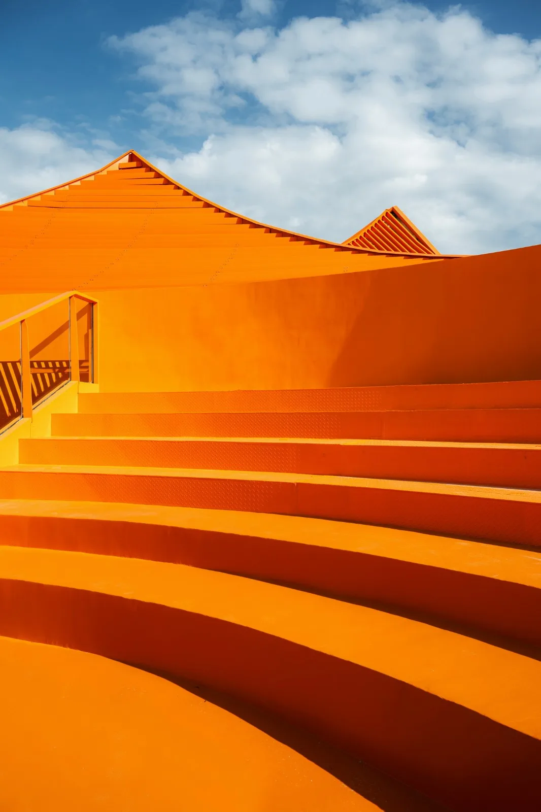 BIM Architecture | Flying Red Mountain/Wutopia Lab