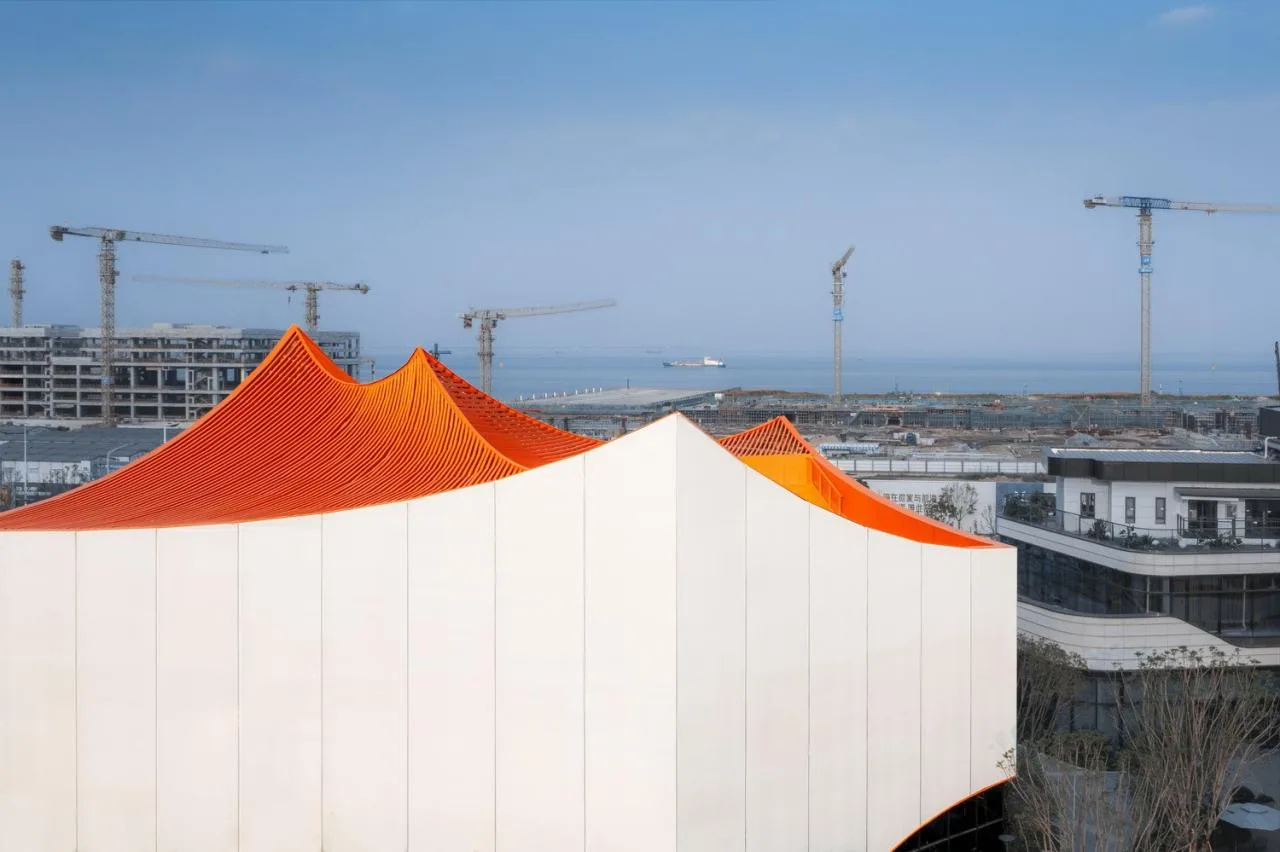BIM Architecture | Flying Red Mountain/Wutopia Lab