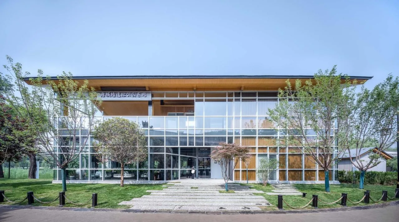 BIM Architecture | Qujiang Tourism Light Rail Station Renovation and Upgrading/Shanghai Bingren Architectural Firm