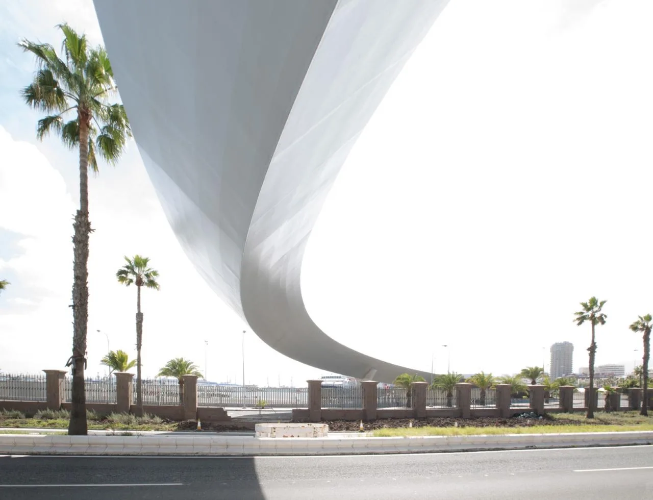 BIM Architecture | Floating Pedestrian Bridge, Onda Atl á ntica Bridge/Onda Arquitectura
