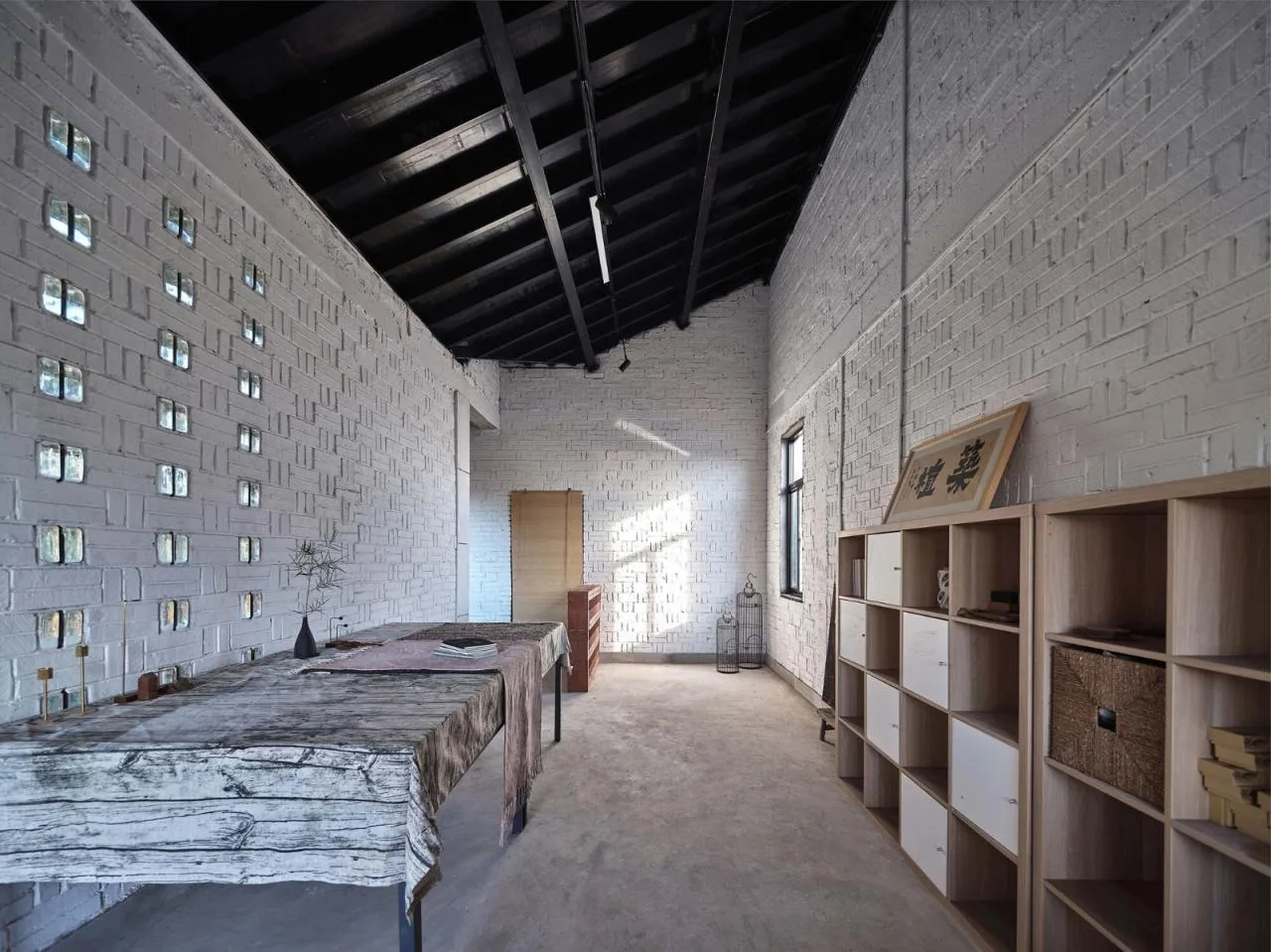 BIM Architecture | Weinan Bayi Village Glass Brick House/Xi'an University of Architecture and Technology Design and Research Institute