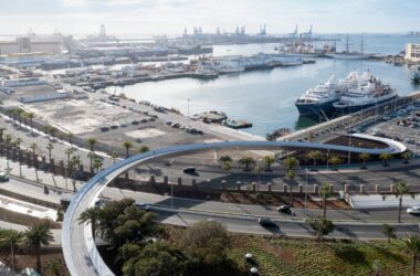 BIM Architecture: Designing the Onda Atlántica Floating Pedestrian Bridge by Onda Arquitectura-BIM WORLD