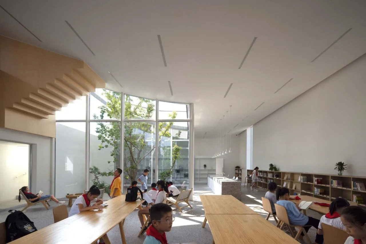 BIM Architecture | Meeting Room in Bache School Town/Proper Design