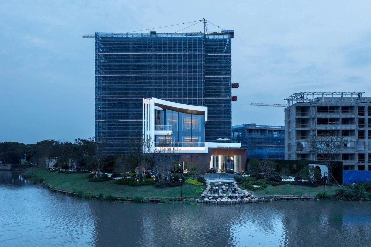 BIM Architecture | Yangtze River Delta Science and Technology Dahuangxin Research Institute: Creating a Jiangnan Water Town style Characteristic Industrial Park/Sanyi Architecture at the 'Origin' of the Yangtze River Delta