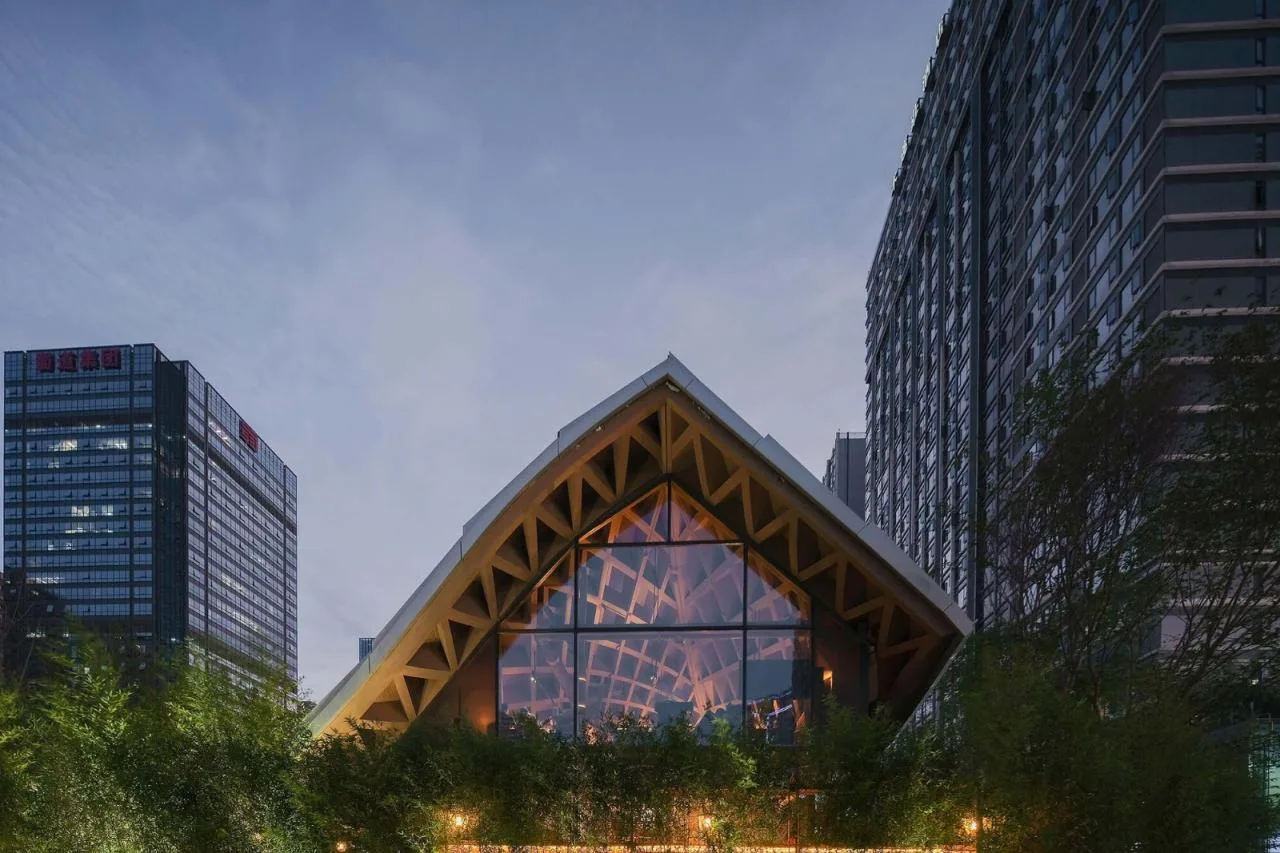 BIM Architecture | Jiaozi Avenue Wooden Roof Restaurant/Zhiye Building