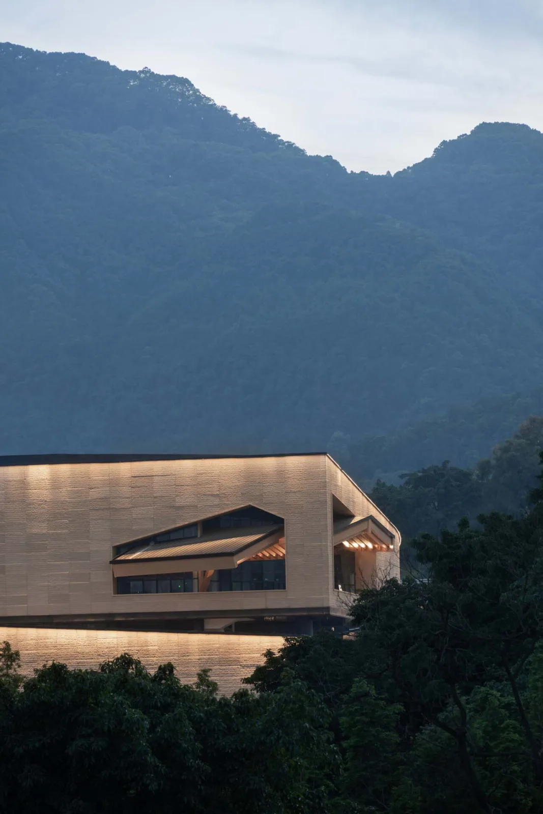 BIM Architecture | Chongqing 1949 Grand Theatre/Chongqing Yueji Architectural Design Firm